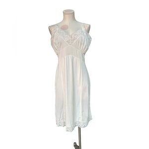 NWT Vintage Slip Dress – White – 40/ large